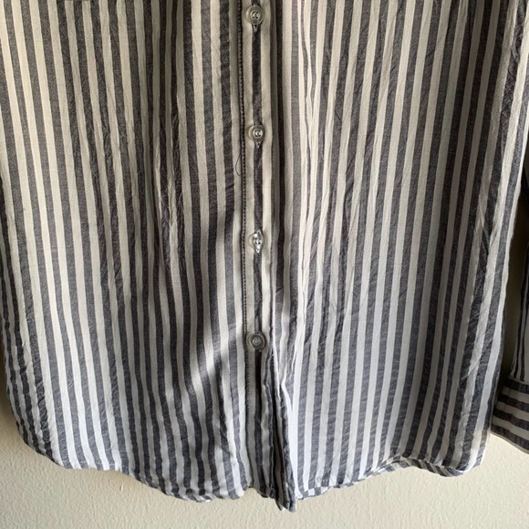 E+M Long sleeve Rayon Gray and White Striped Size Large - Picture 3 of 6